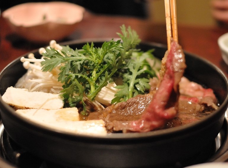 11chiriri-sukiyaki.jpg