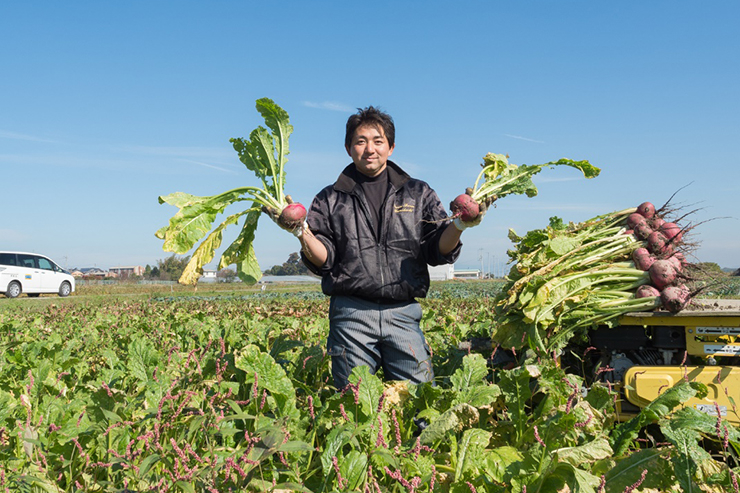 湯ノ口さんは生産者の中でも若手。若いパワーで農業のやりがいや面白さを積極的に伝える活動を行っている。